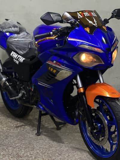 Yamaha r3 replica 250cc 2017 model ( sports heavy bike)