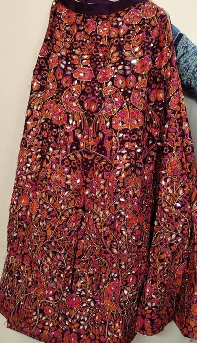 Beautiful embroidered lehanga, choli with mirror work - Excellent