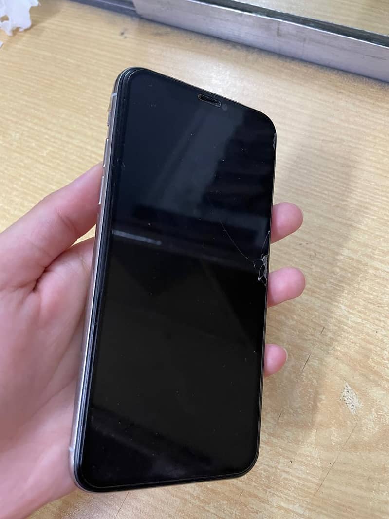 Apple iPhone X 1