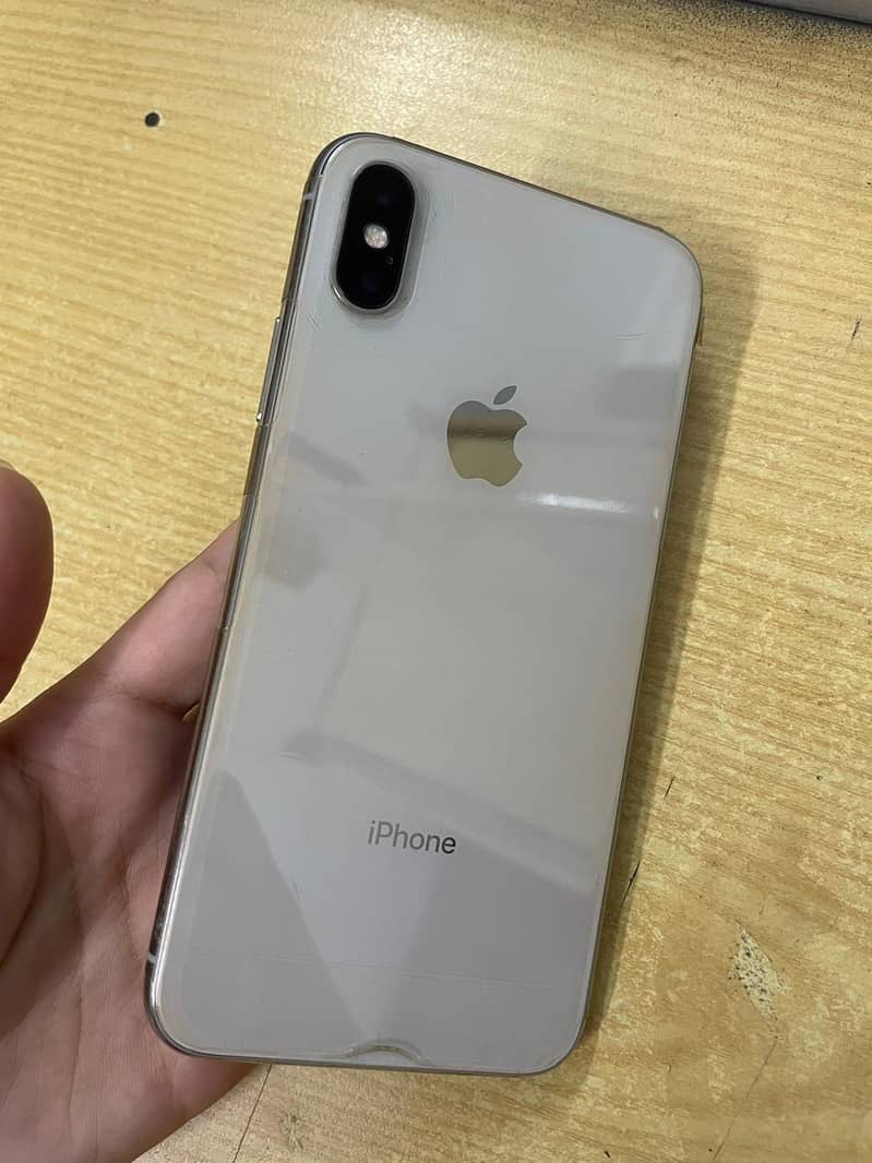 Apple iPhone X 3
