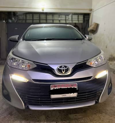 Toyota Yaris 1.5 Ativ CVT-i