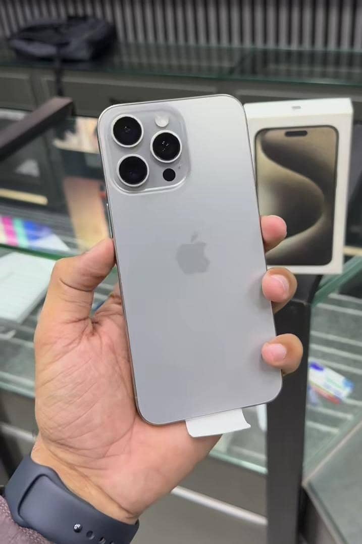 iphone 15 pro max 0