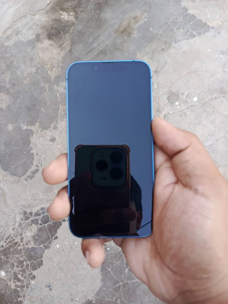 Apple iPhone 13 mini 2