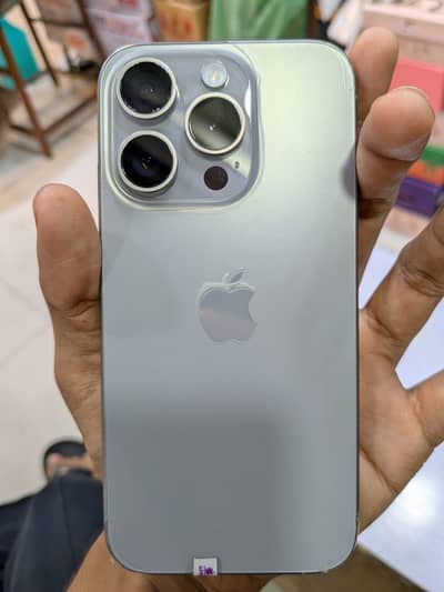 Apple iPhone 15 Pro