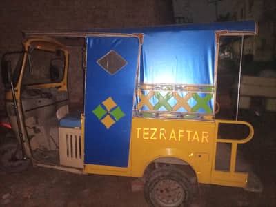 TezzRaftar CNG Riksha for sale