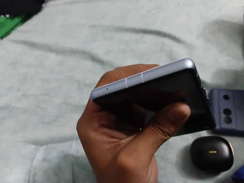 Google Pixel 7a 3
