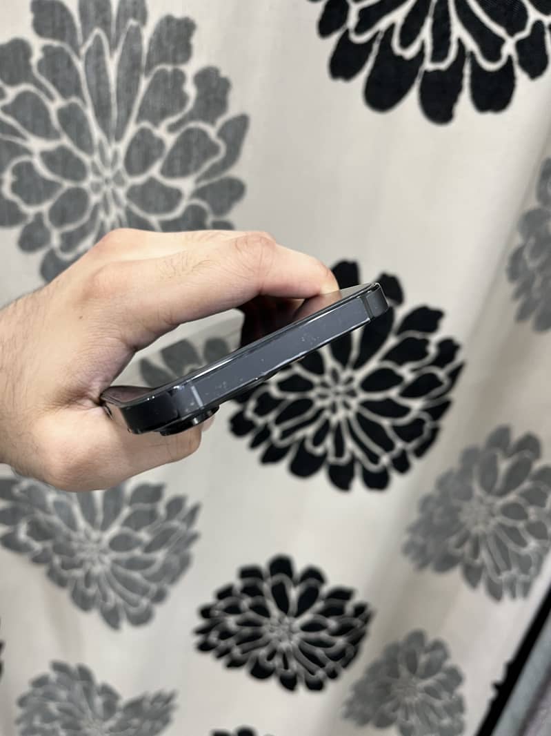 Apple iPhone 14 Pro Max 7