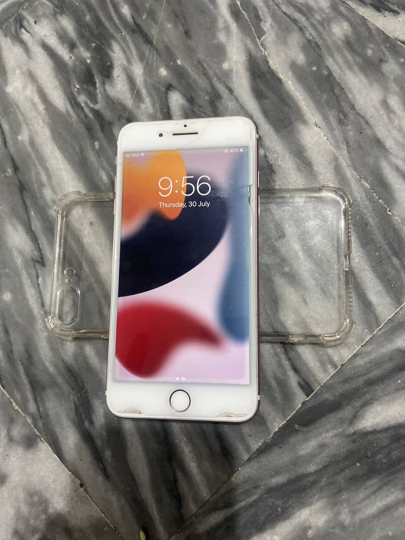 Apple iPhone 7 Plus 3