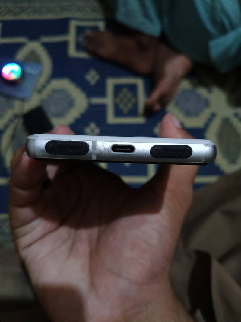 Google Pixel 7a 5