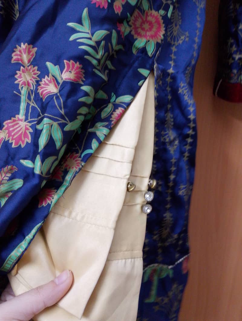 Clothes 19