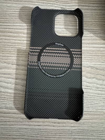 iPhone 16 pro max Carbon Fibre original case
