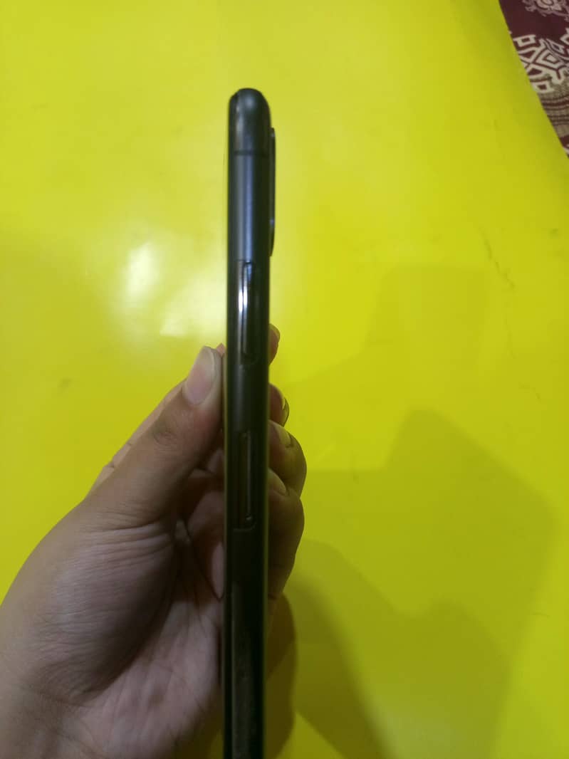 Apple iPhone X 2