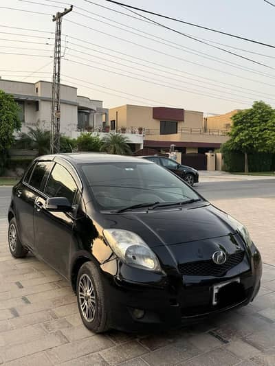 Toyota vitz Available for sale