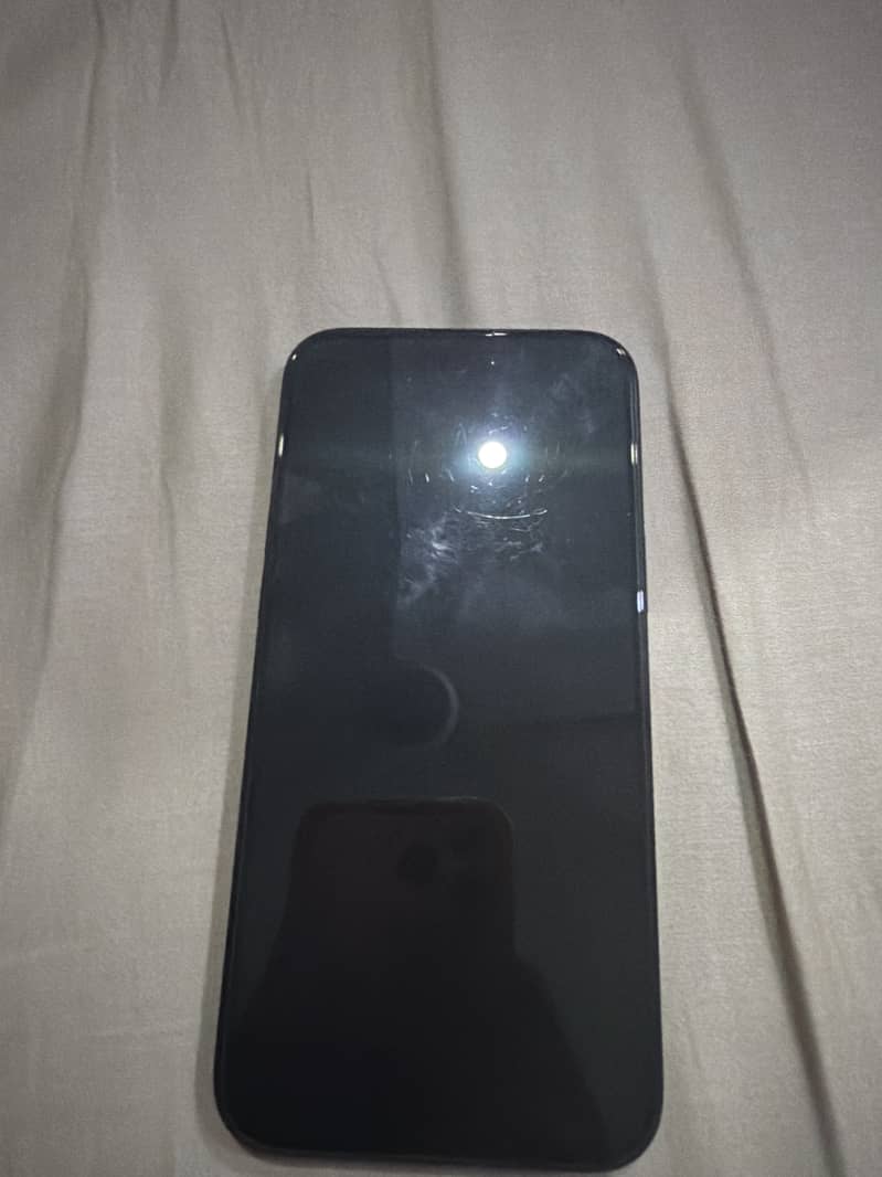 Apple iPhone 16 Plus 1