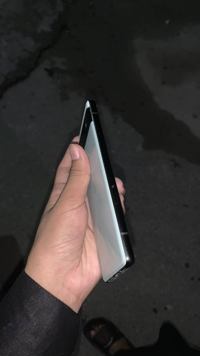 Google Pixel 6a 3