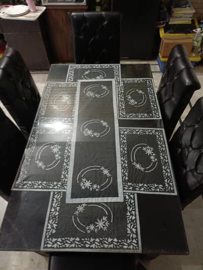 dinning table with 6 chair