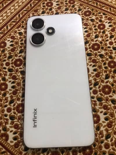 Infinix Hot 30 Play