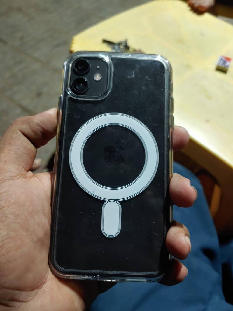 Apple iPhone 11 0