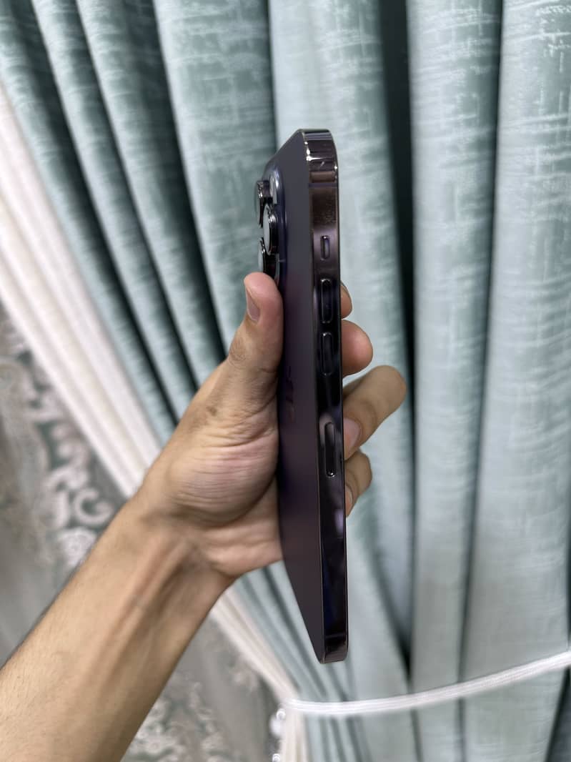 Apple iPhone 14 Pro Max 4