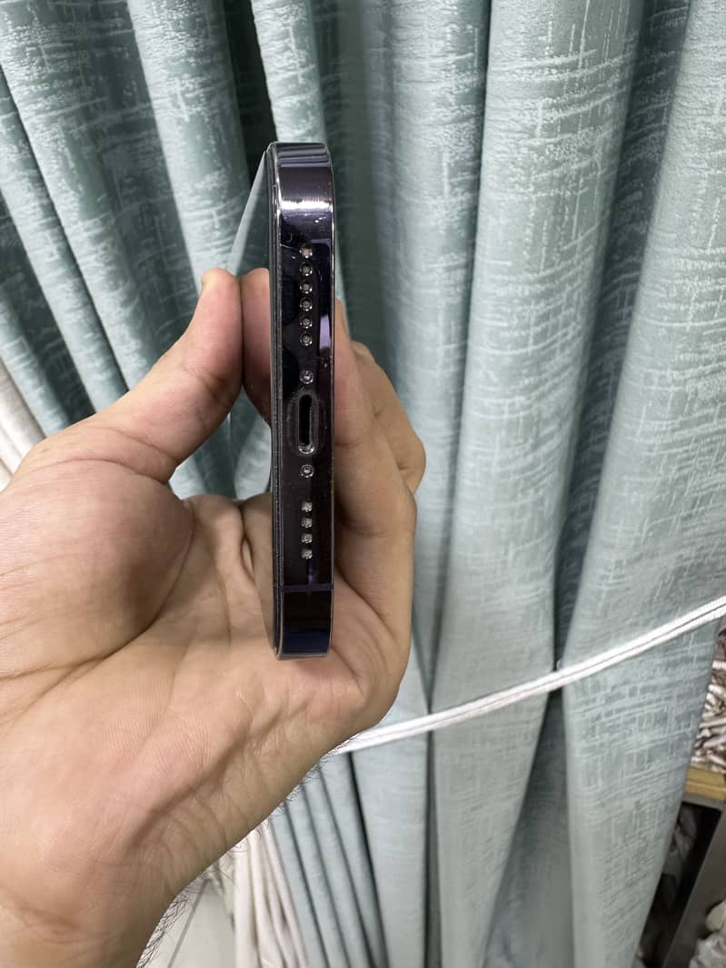 Apple iPhone 14 Pro Max 5