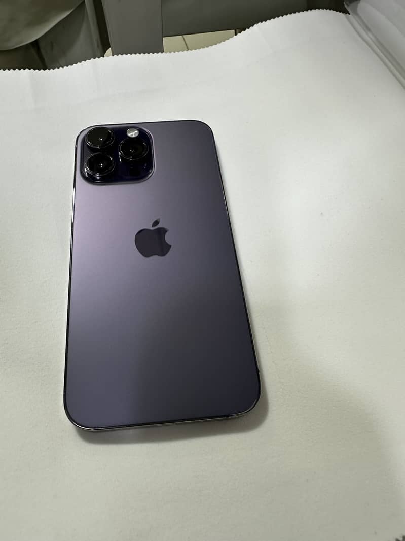 Apple iPhone 14 Pro Max 6