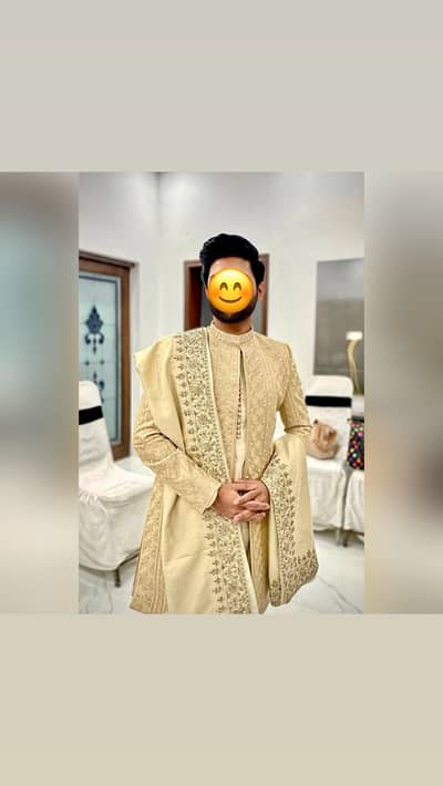 Sherwani off white gold