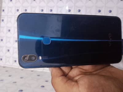 Vivo Y11