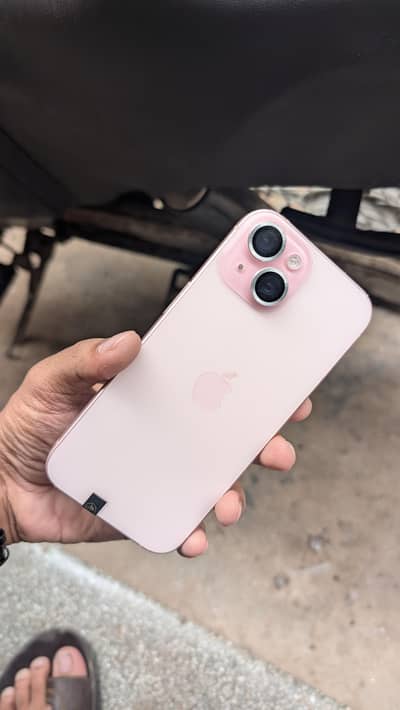 Apple iPhone 15