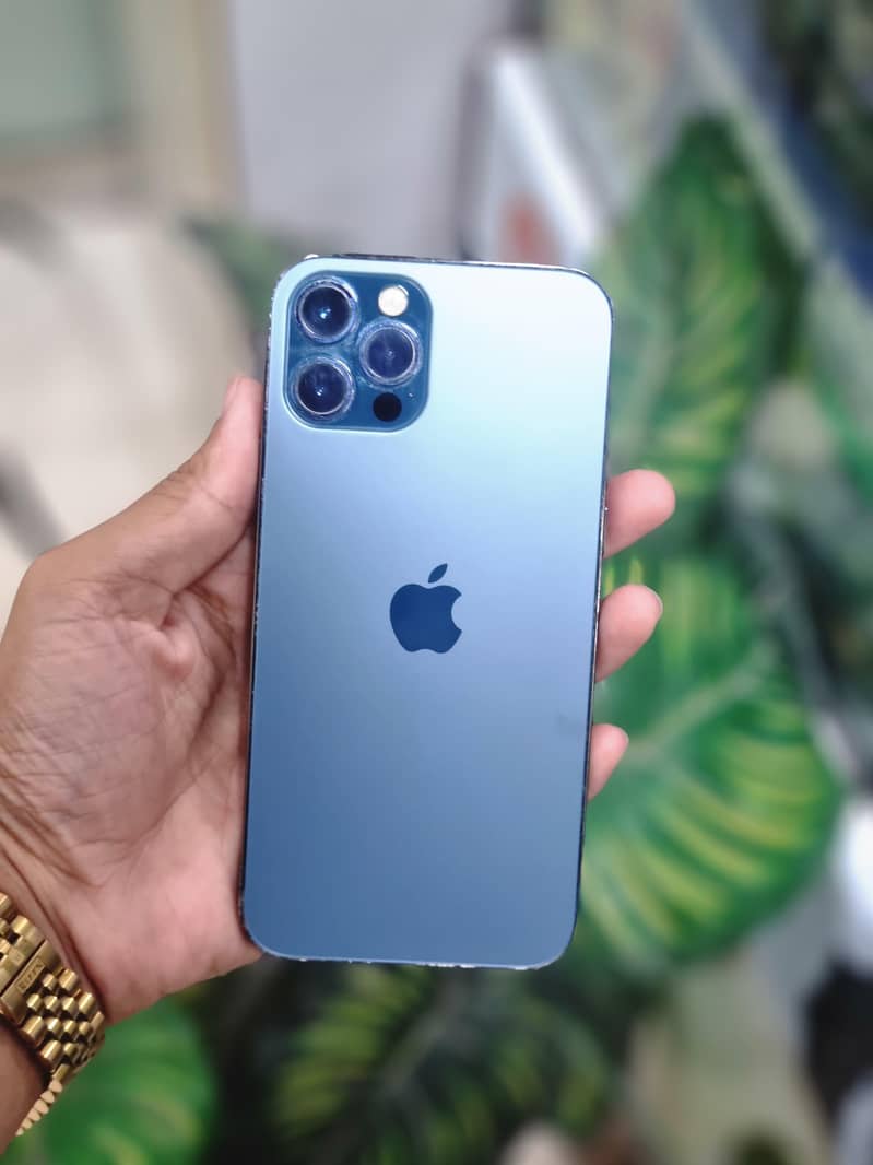 Apple iPhone 12 Pro 1