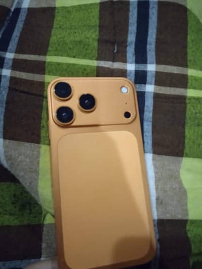 Apple iPhone Xr converted to 17 pro