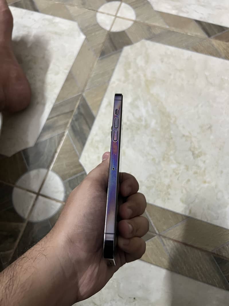 Apple iPhone 14 Pro Max 3