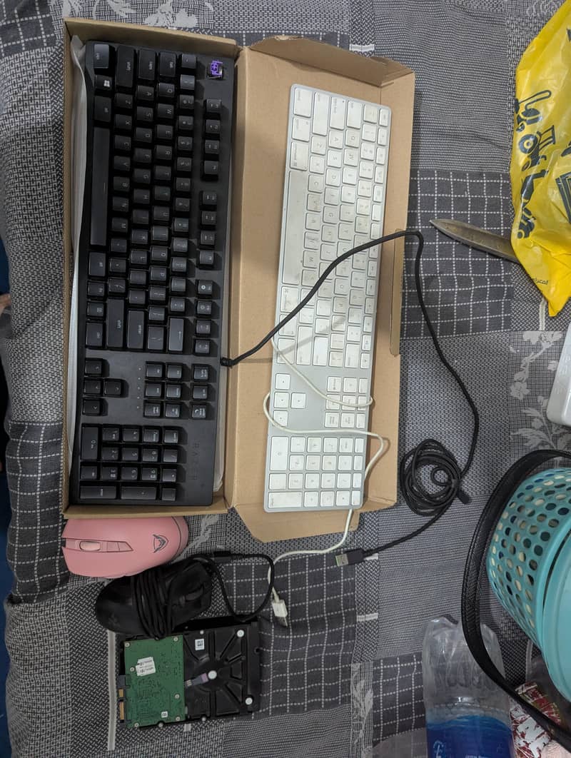 keyboards and mouse 0