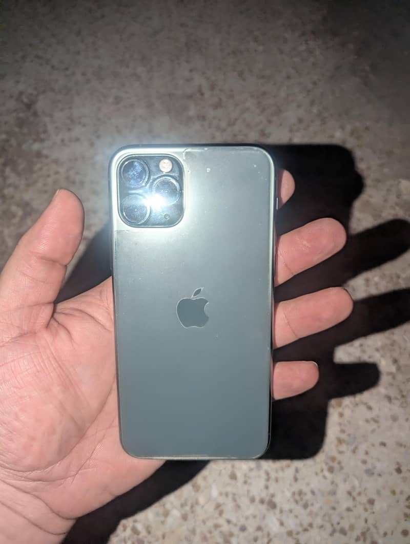 Apple iPhone 11 Pro 2