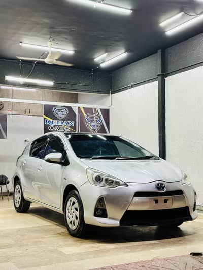 Toyota Aqua 2012