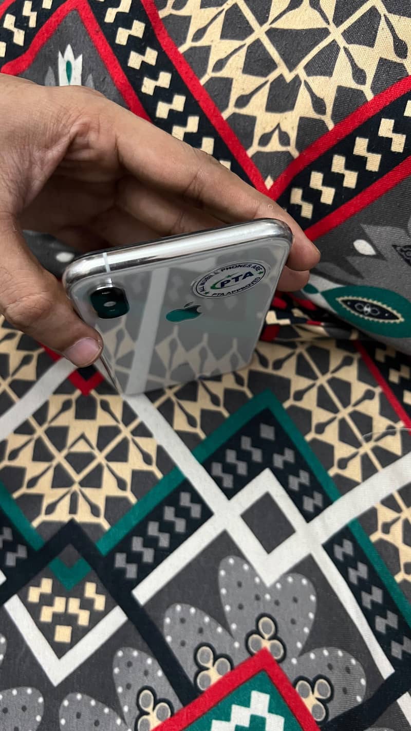 iphone xs 2