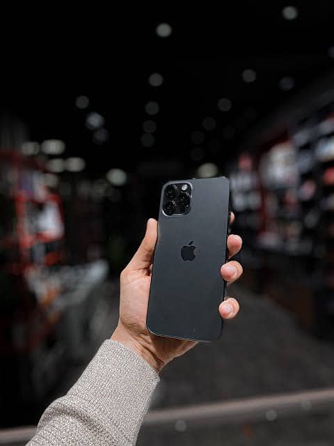 Iphone 12 pro max 0