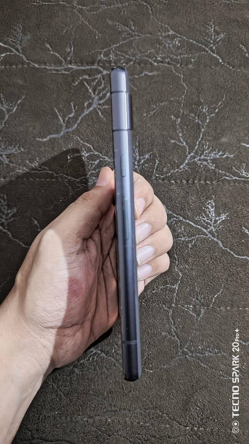 Google Pixel 7a 5