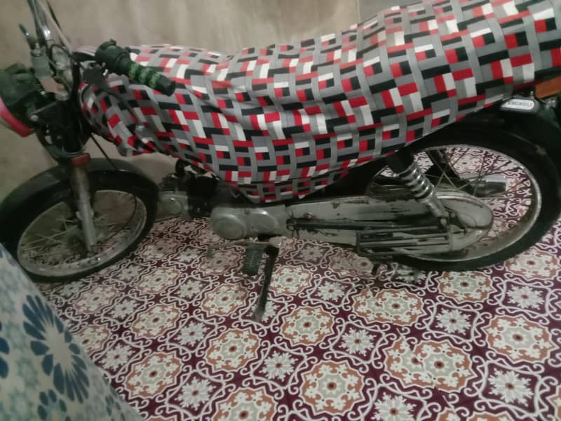 Motorcycle Bionic 5