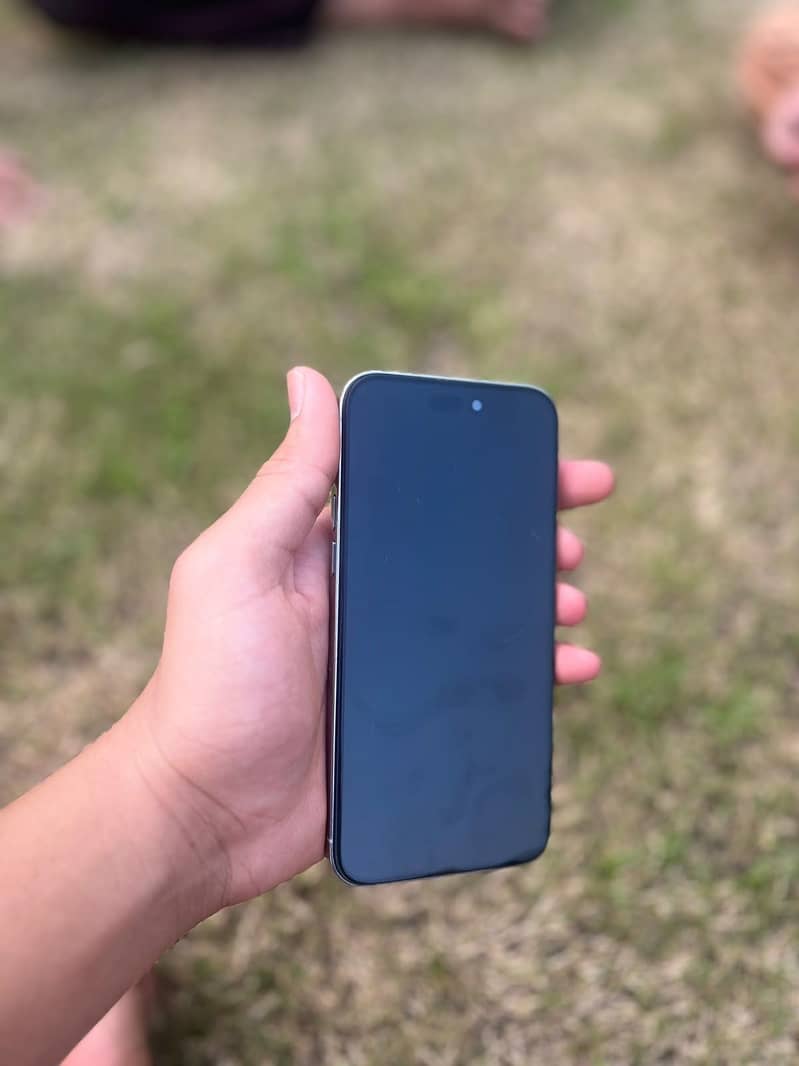 Apple iPhone 14 Pro Max 4
