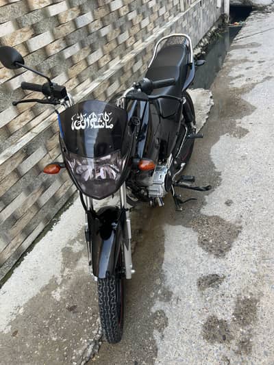 Yamaha ybr 125 All ok 10/10 condition is good / biometric okay