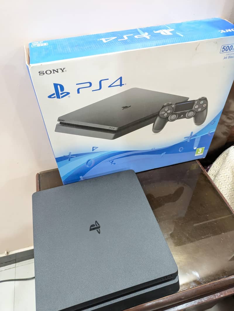 PS4 SLIM 5