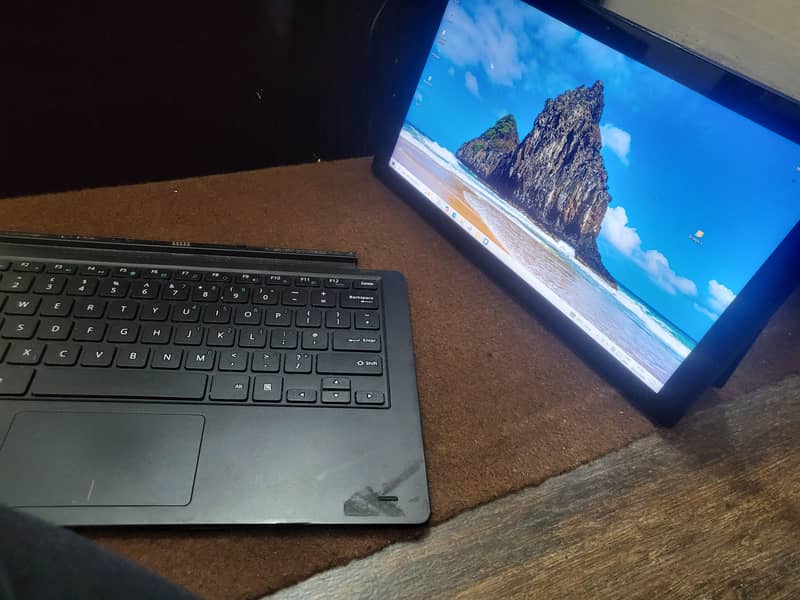 Linux C convertable laptop 1