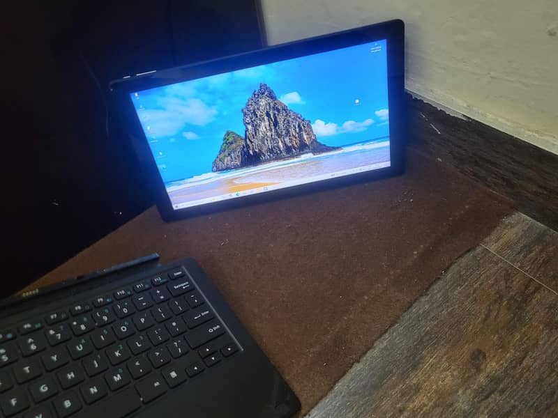 Linux C convertable laptop 2