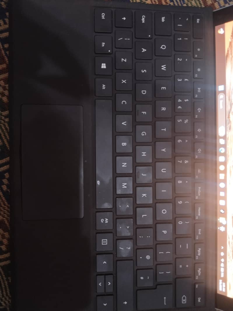 Surface Pro 7 2