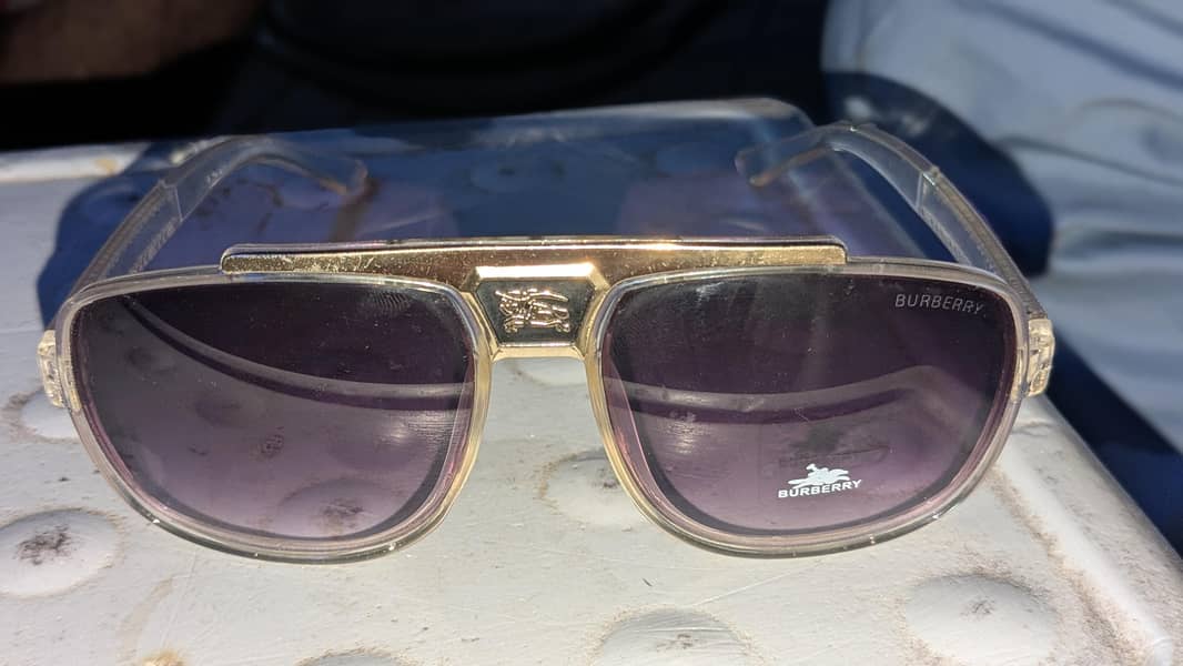 Sunglasses 0