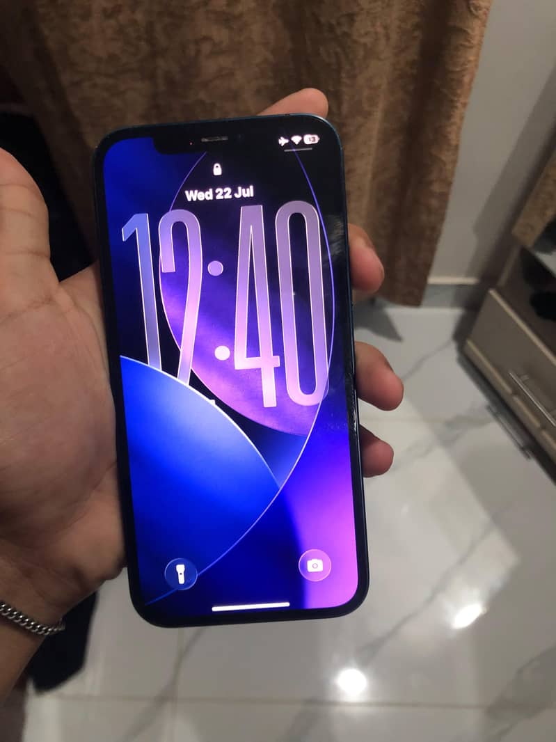 Apple iPhone 12 1
