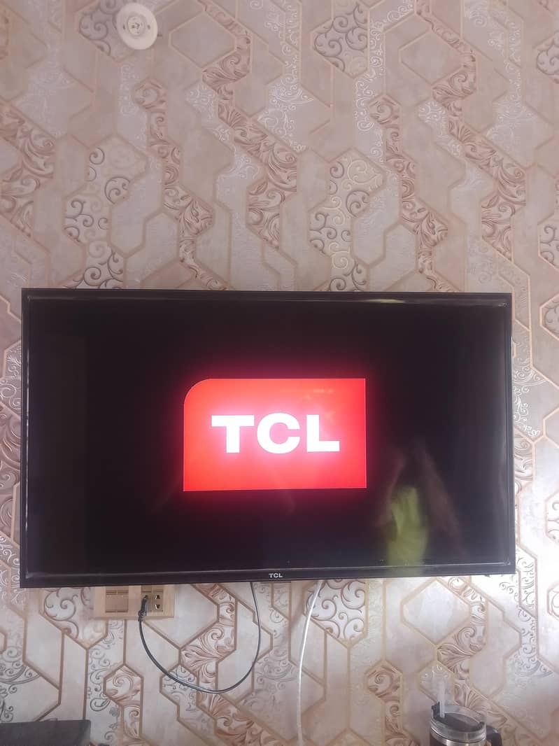 TCL led 1