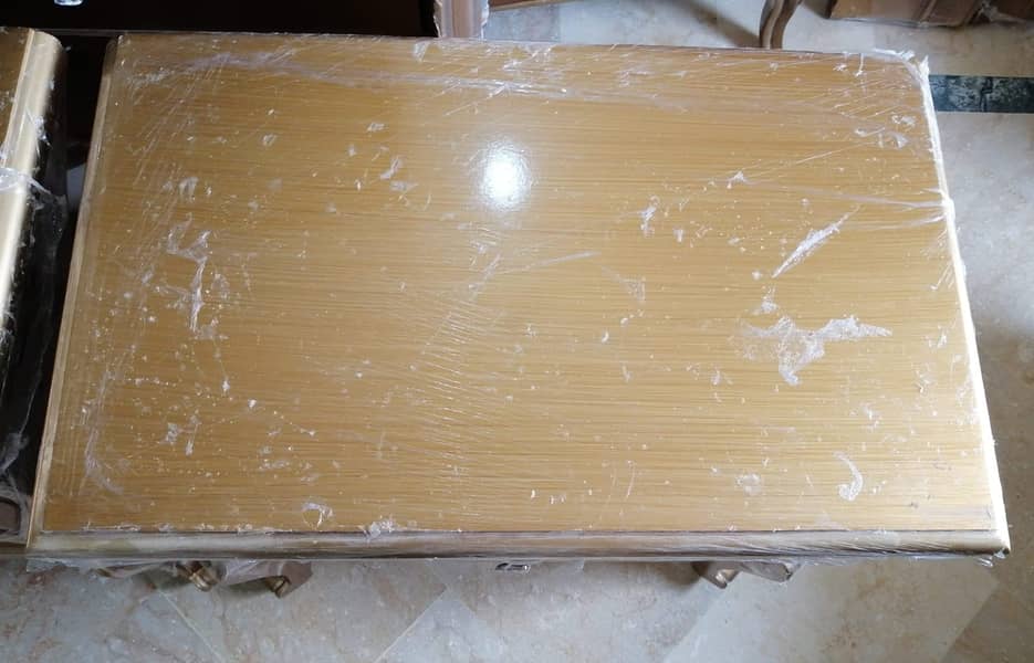 DOUBLE BED SET WITH DRESSING TABLE 7