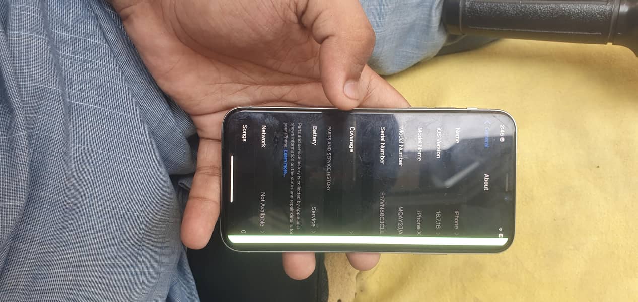 Apple iPhone X 3