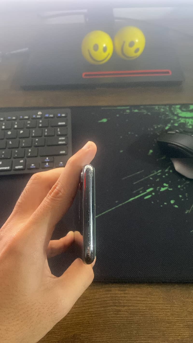 Apple iPhone X 1